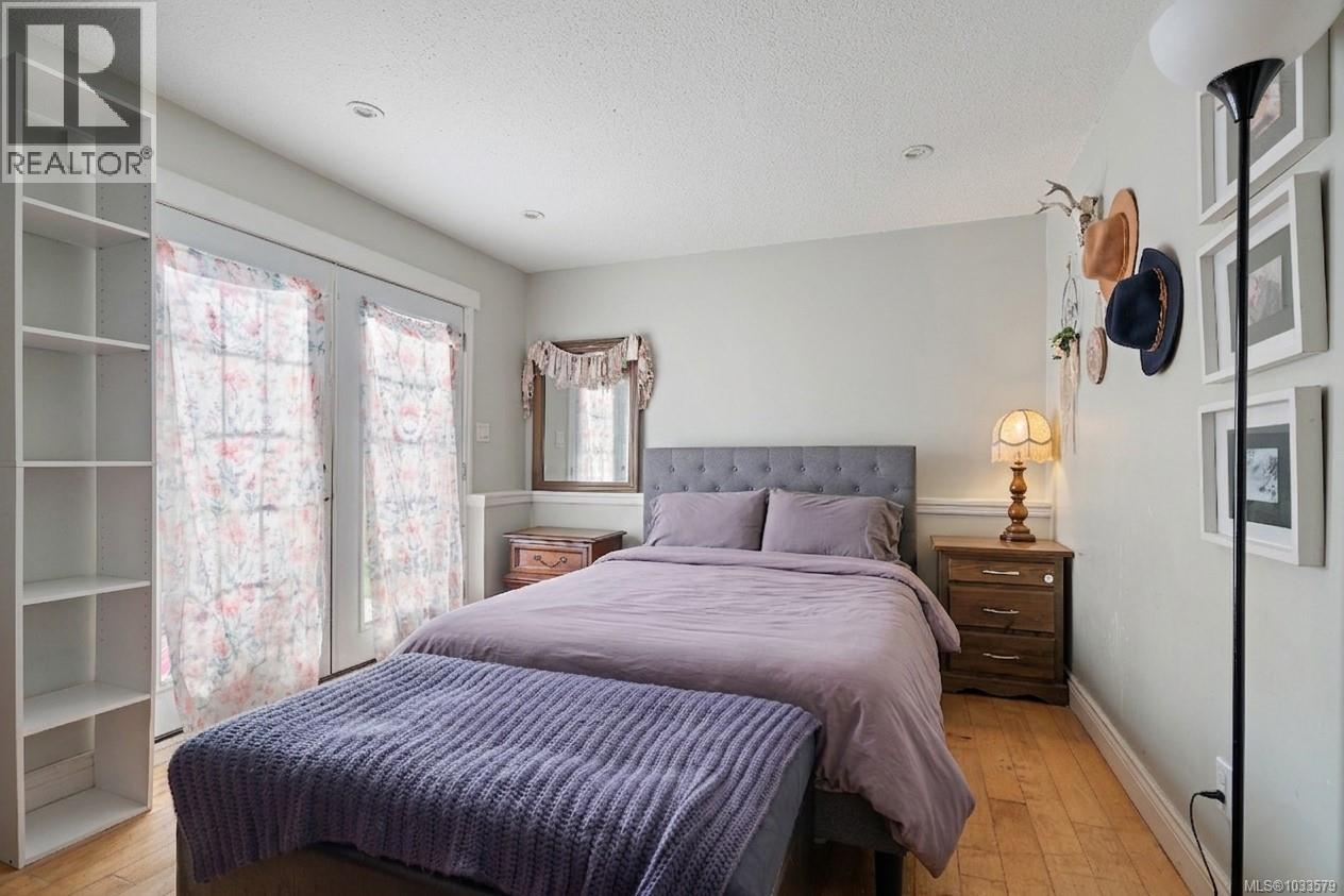 349 Hilchey Rd - 7