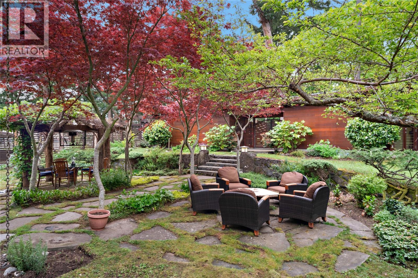 1228 & 1232 Greenleaf Lane - 14