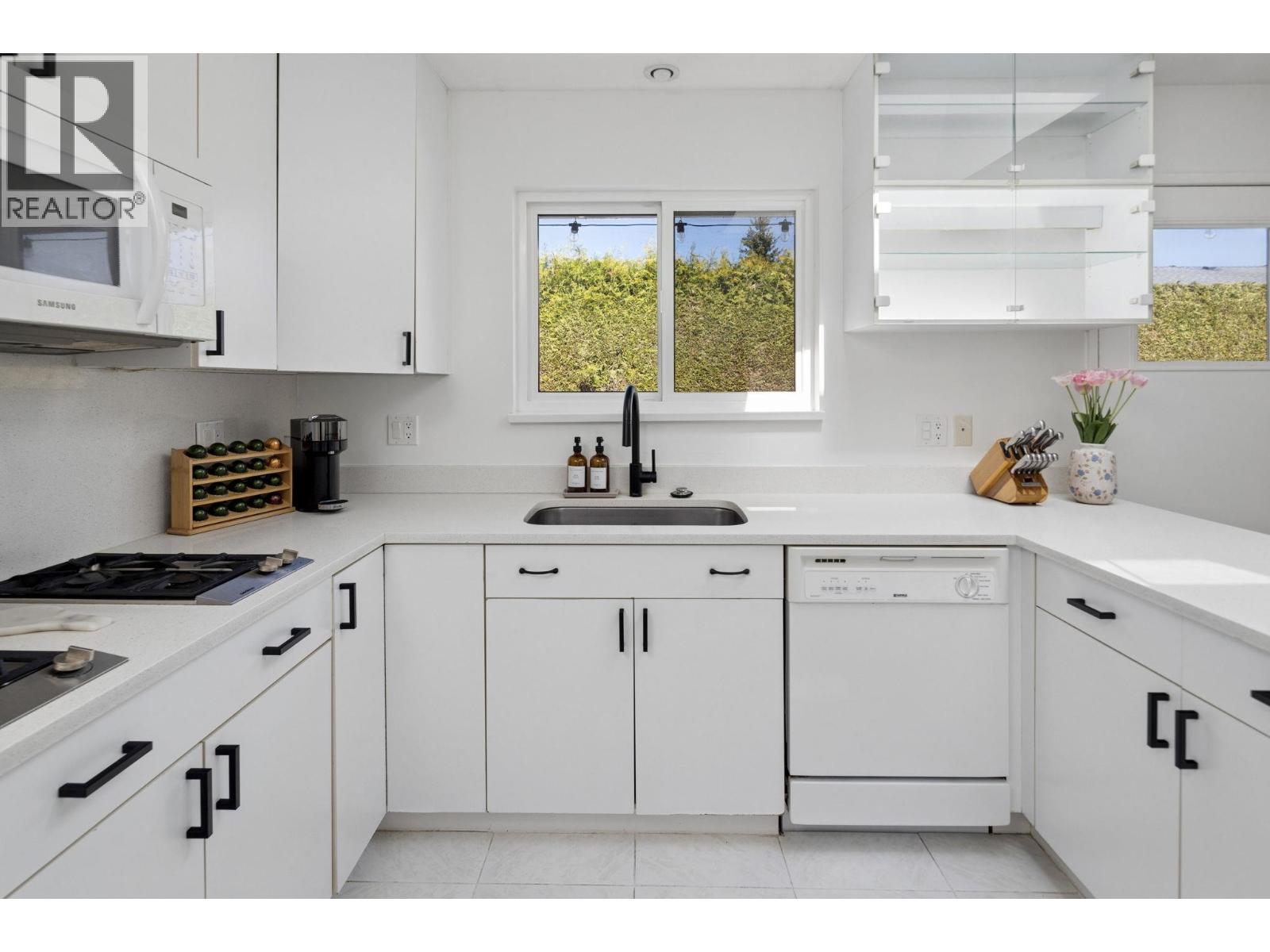 5215 BENTLEY Place, Delta