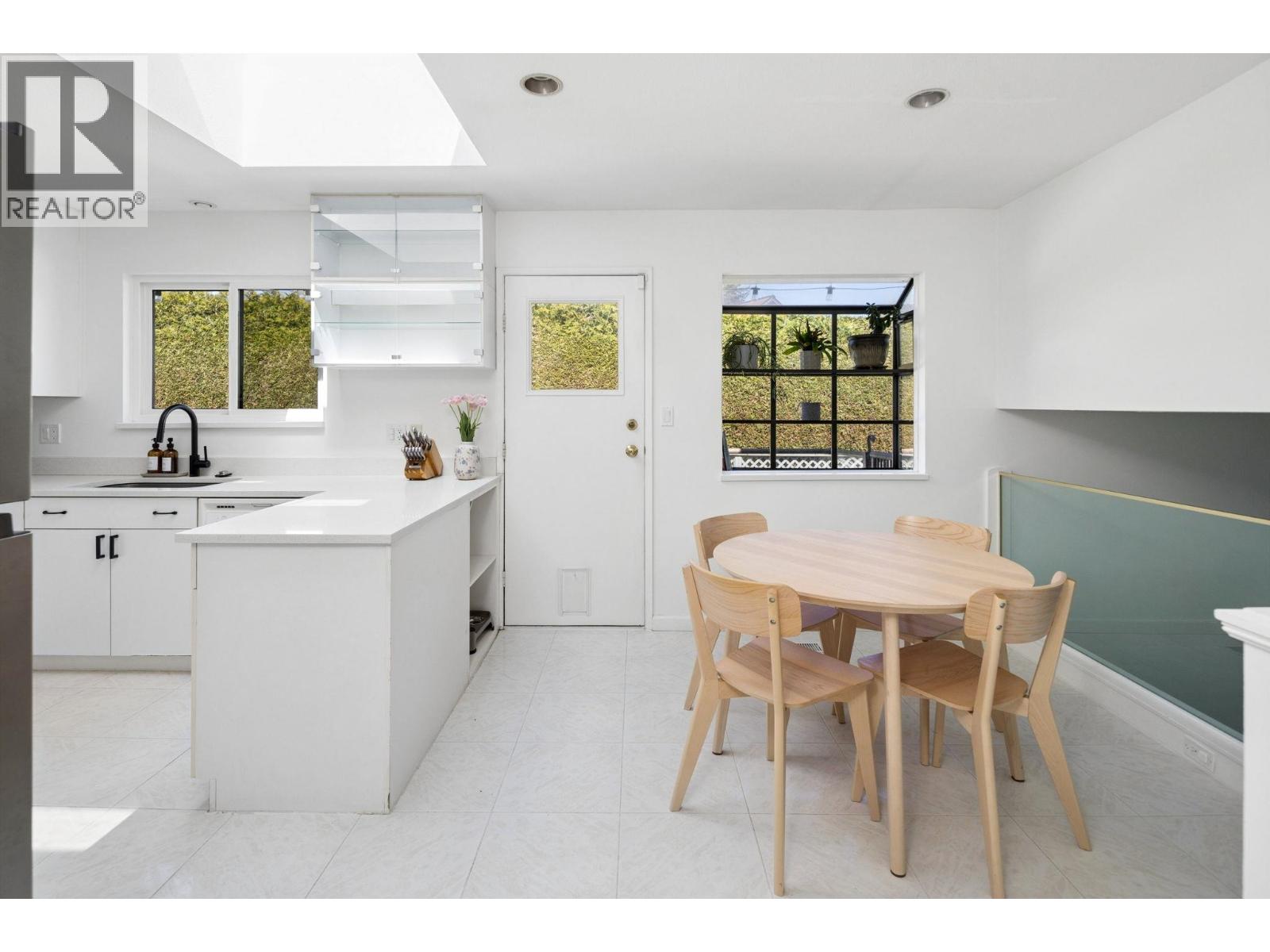 5215 BENTLEY Place, Delta