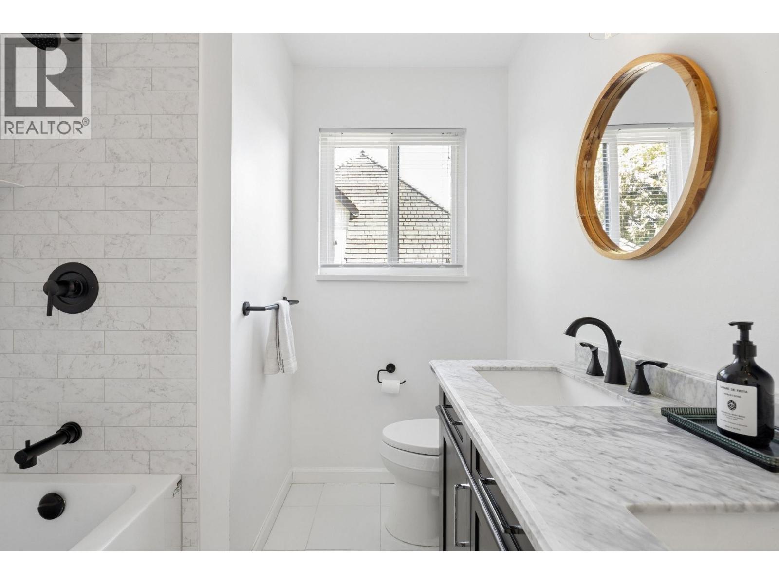 5215 BENTLEY Place, Delta