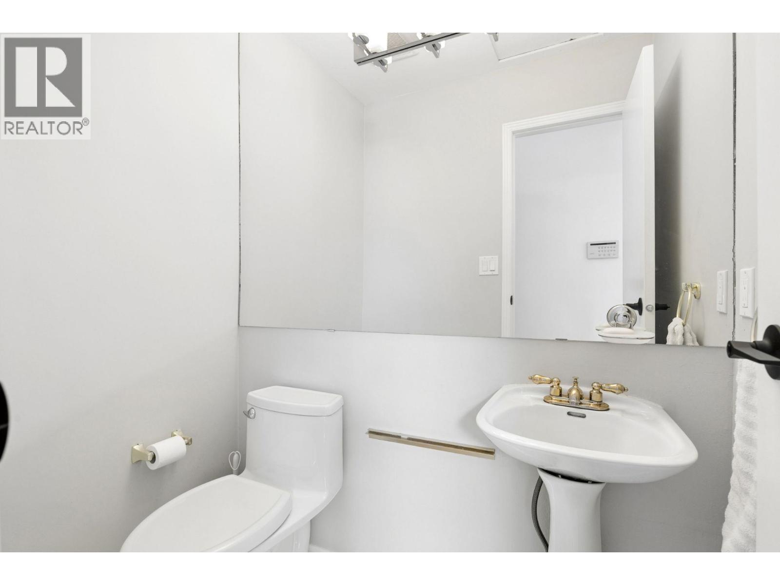 5215 BENTLEY Place, Delta