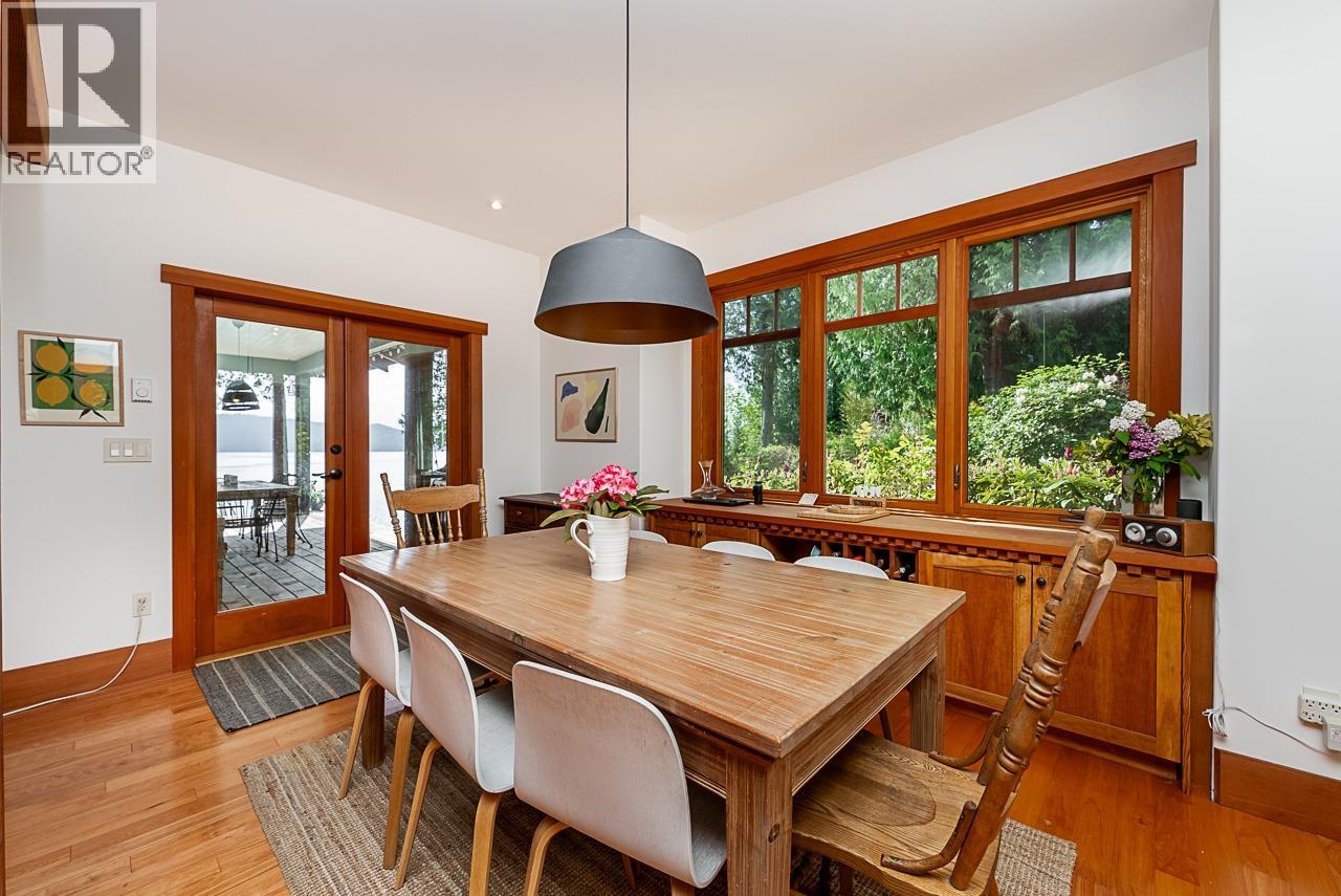 766 THE GROVE ROAD, Gambier Island