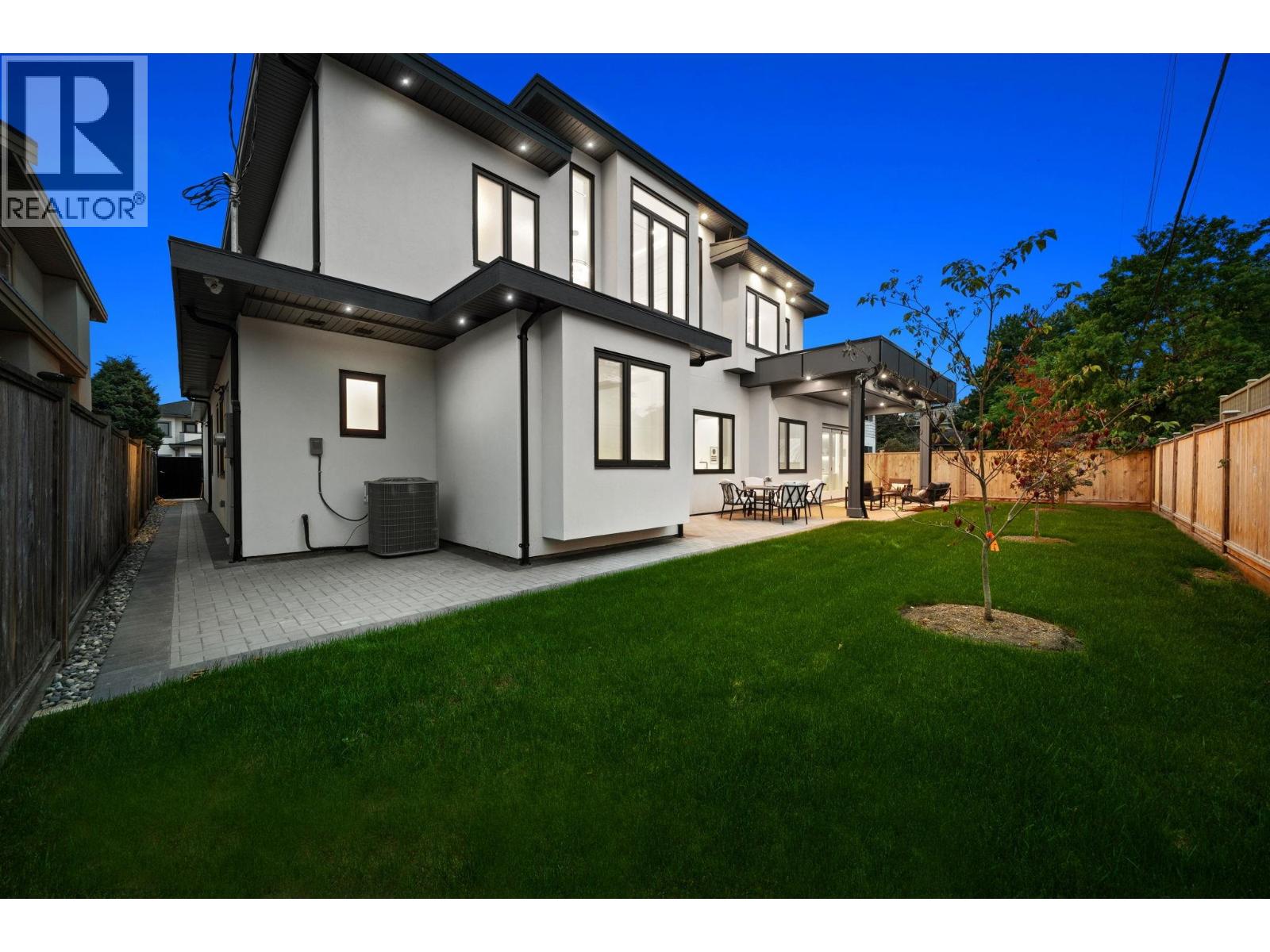 3451 ULLSMORE Avenue, Richmond