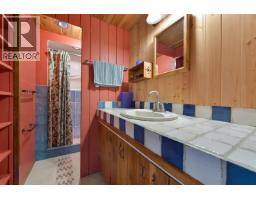 279 Wood Dale Drive, Mayne Island, BC V0N2J2 Photo 27