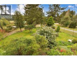 279 Wood Dale Drive, Mayne Island, BC V0N2J2 Photo 35