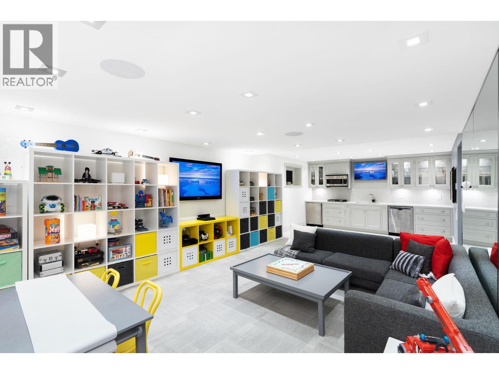 1388 21ST STREET, West Vancouver