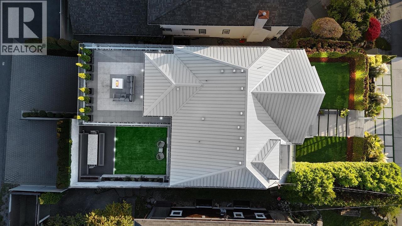 1388 21ST STREET, West Vancouver
