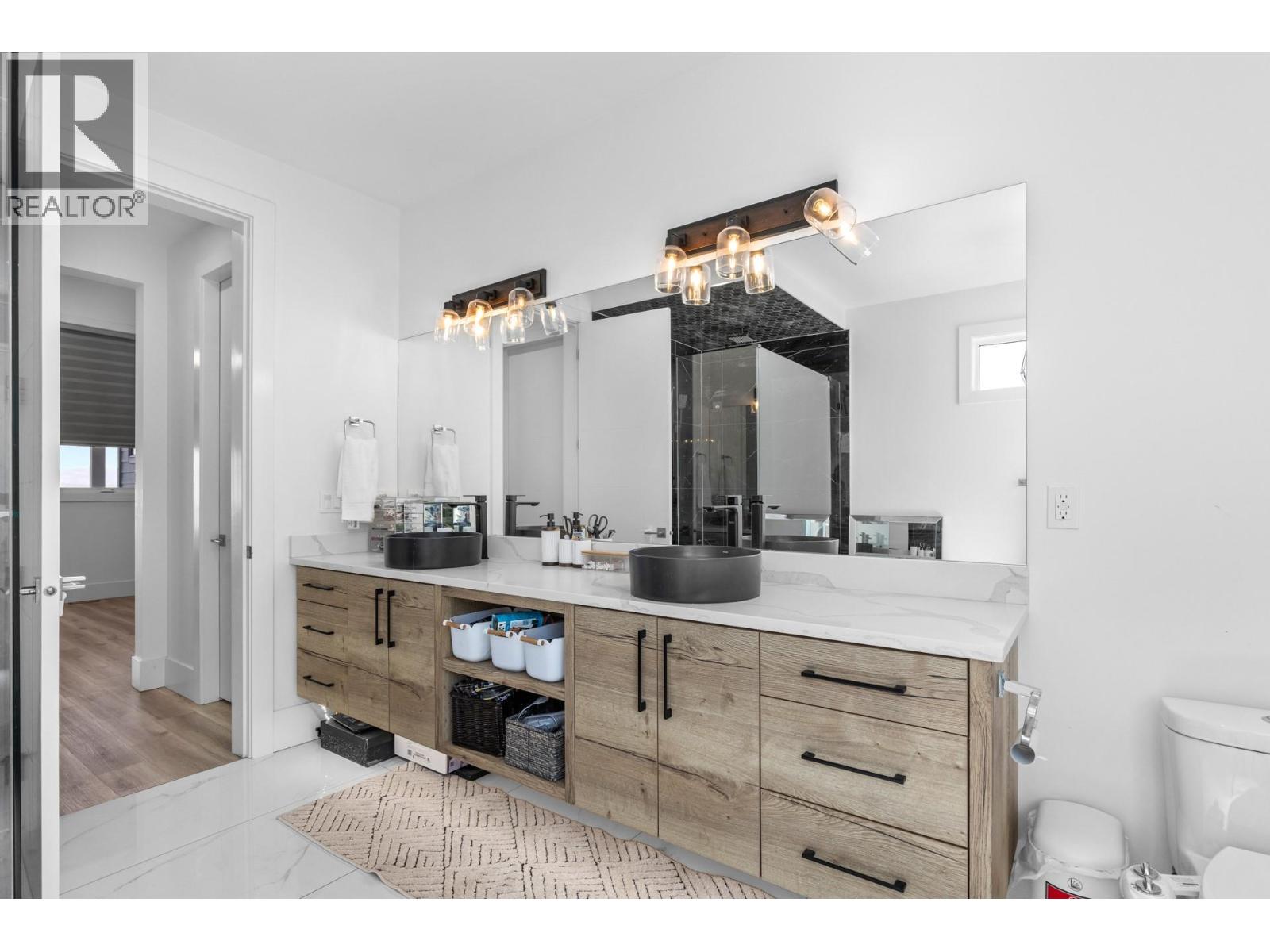  683 Deans Drive, Kelowna