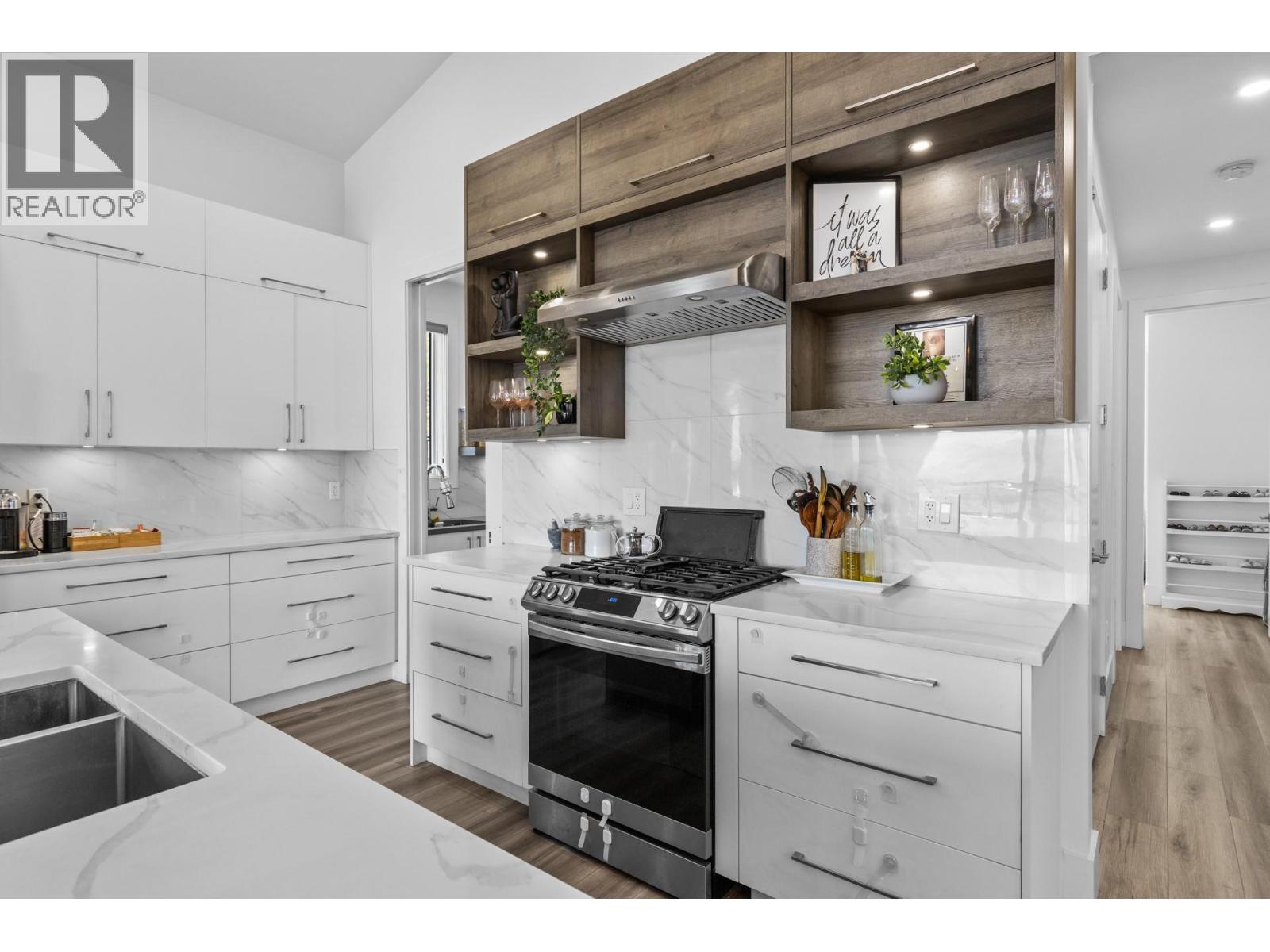  683 Deans Drive, Kelowna