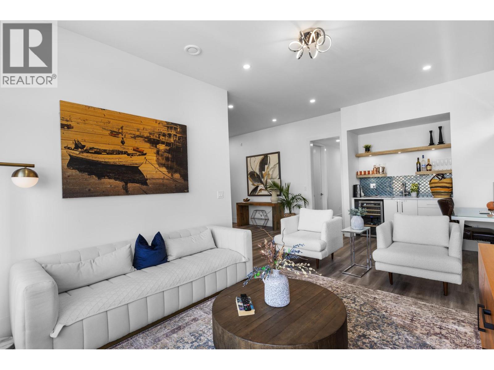  683 Deans Drive, Kelowna