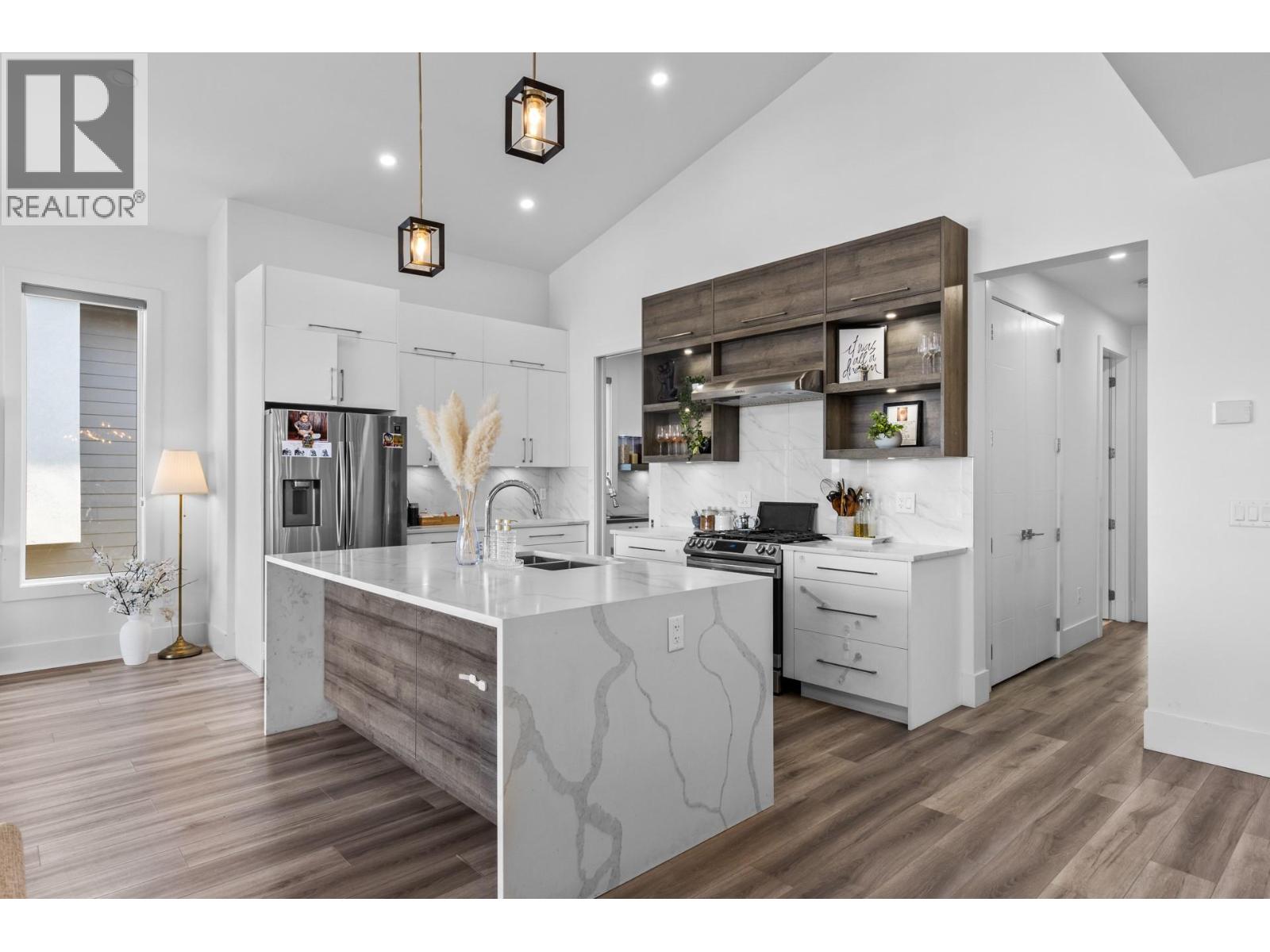  683 Deans Drive, Kelowna