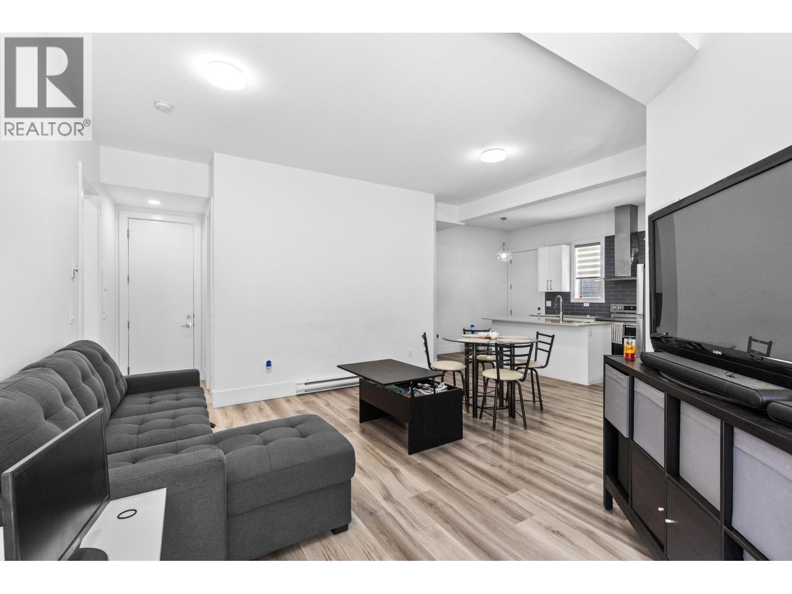 683 Deans Drive - 54