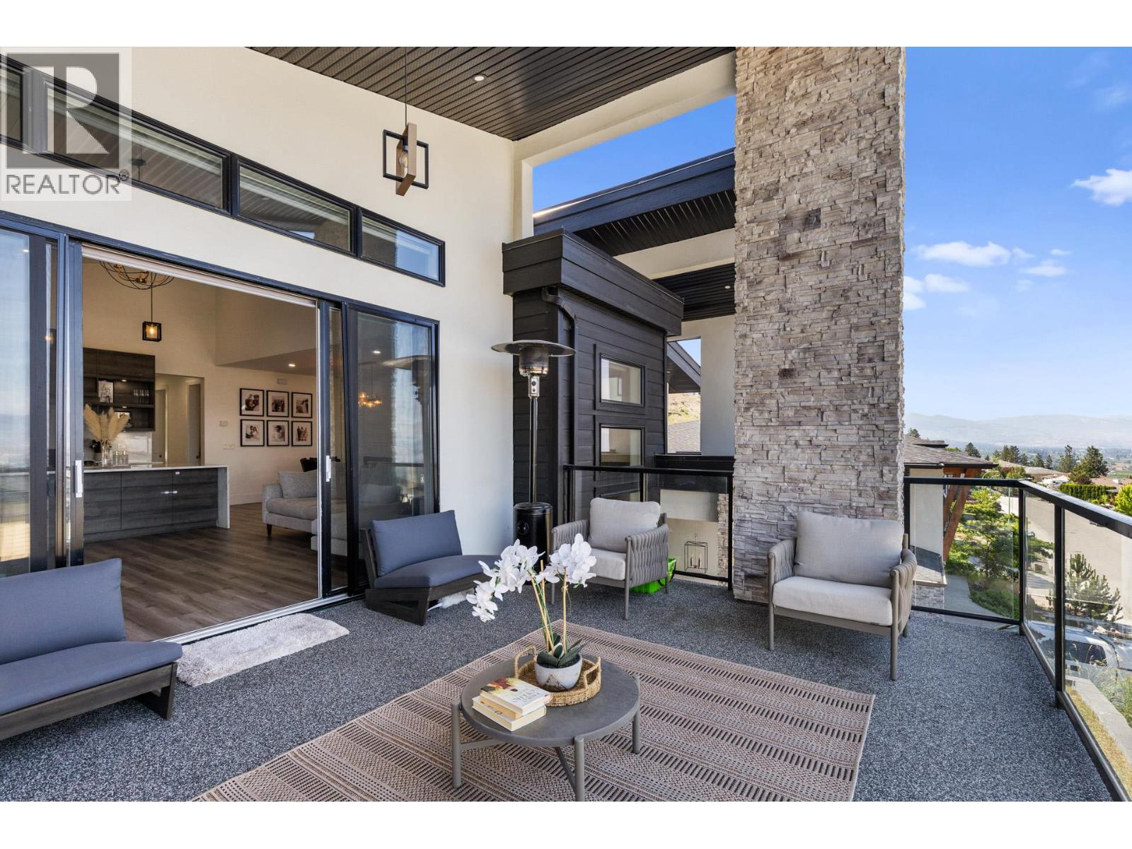  683 Deans Drive, Kelowna