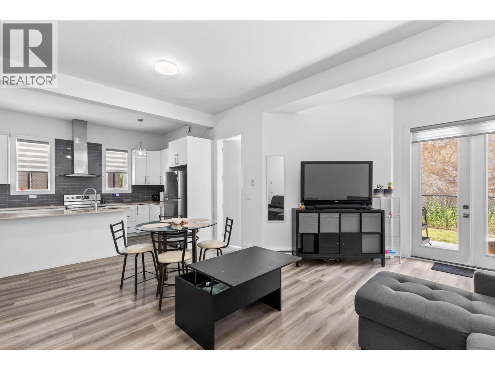 683 Deans Drive - 55