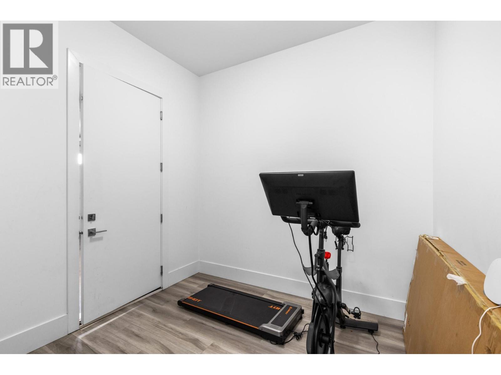  683 Deans Drive, Kelowna