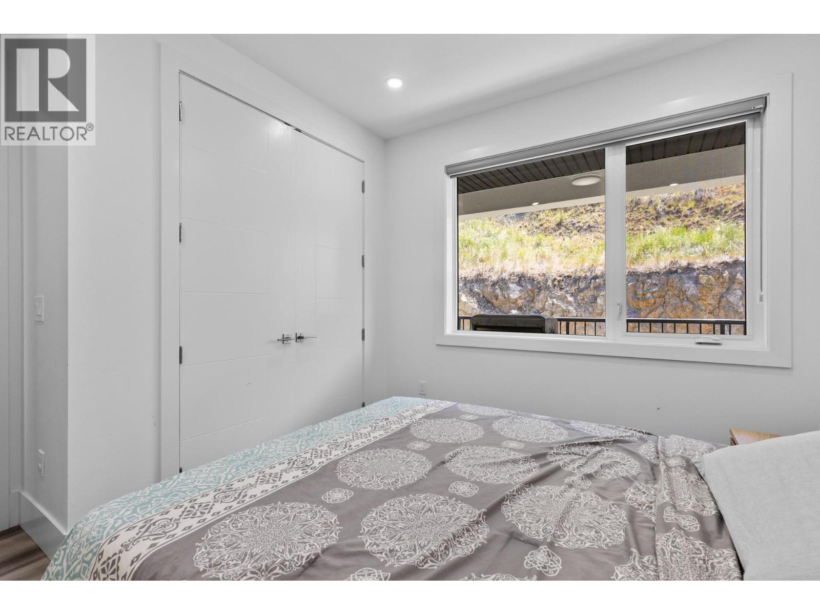  683 Deans Drive, Kelowna