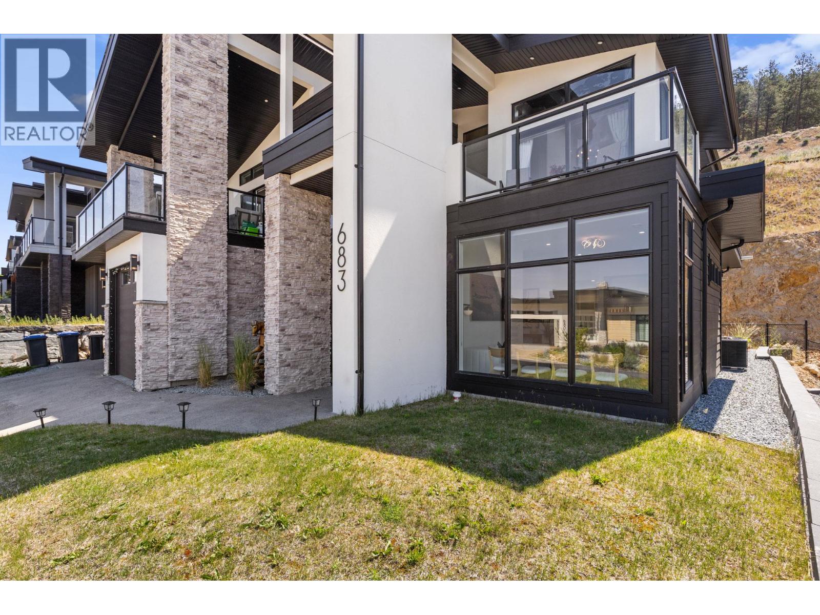  683 Deans Drive, Kelowna