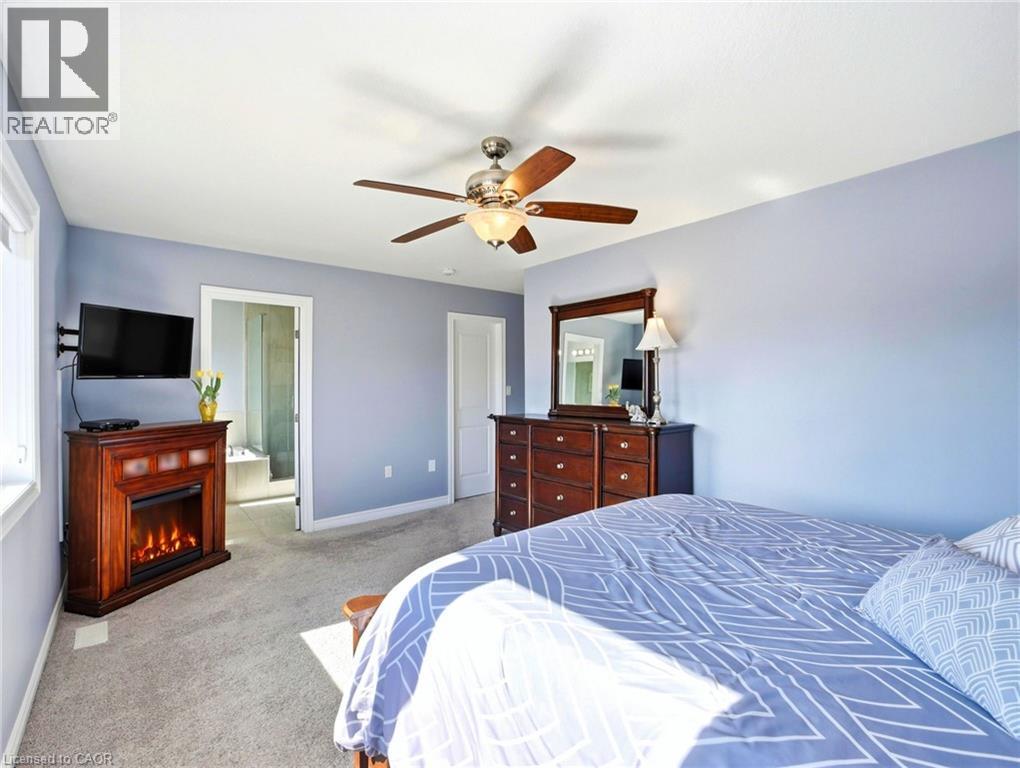 63 FESTIVAL Way, Binbrook, Ontario, L0R1C0 — Photo 23
