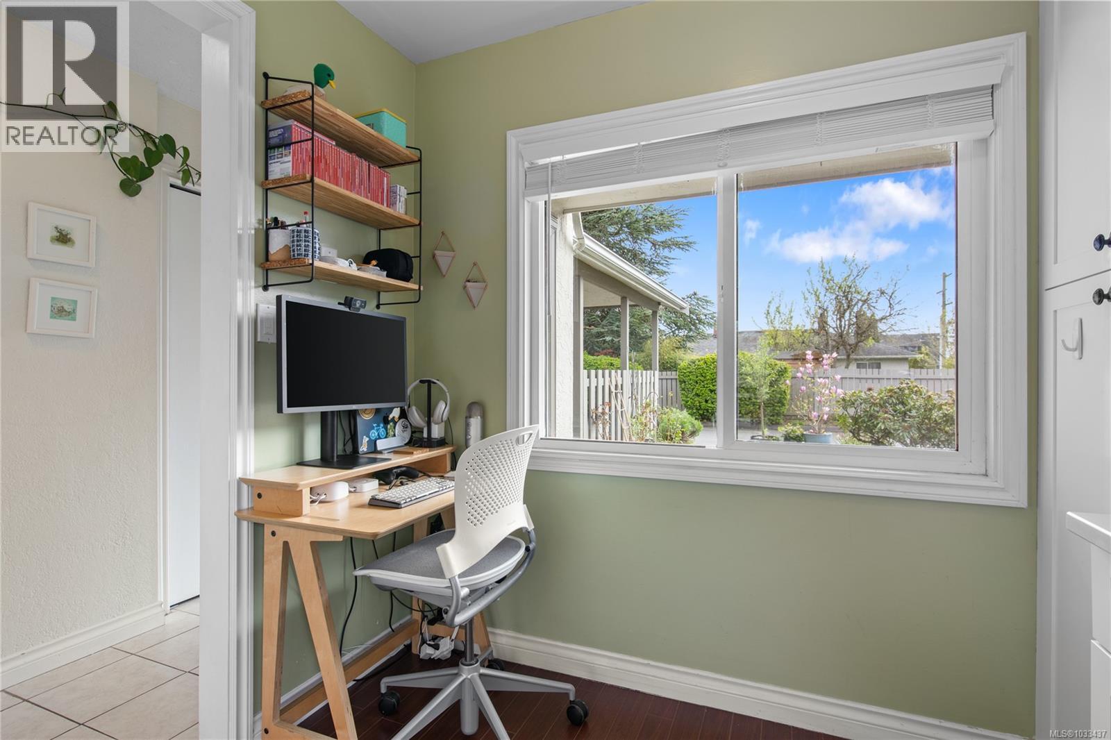 7 400 Culduthel Road, Saanich