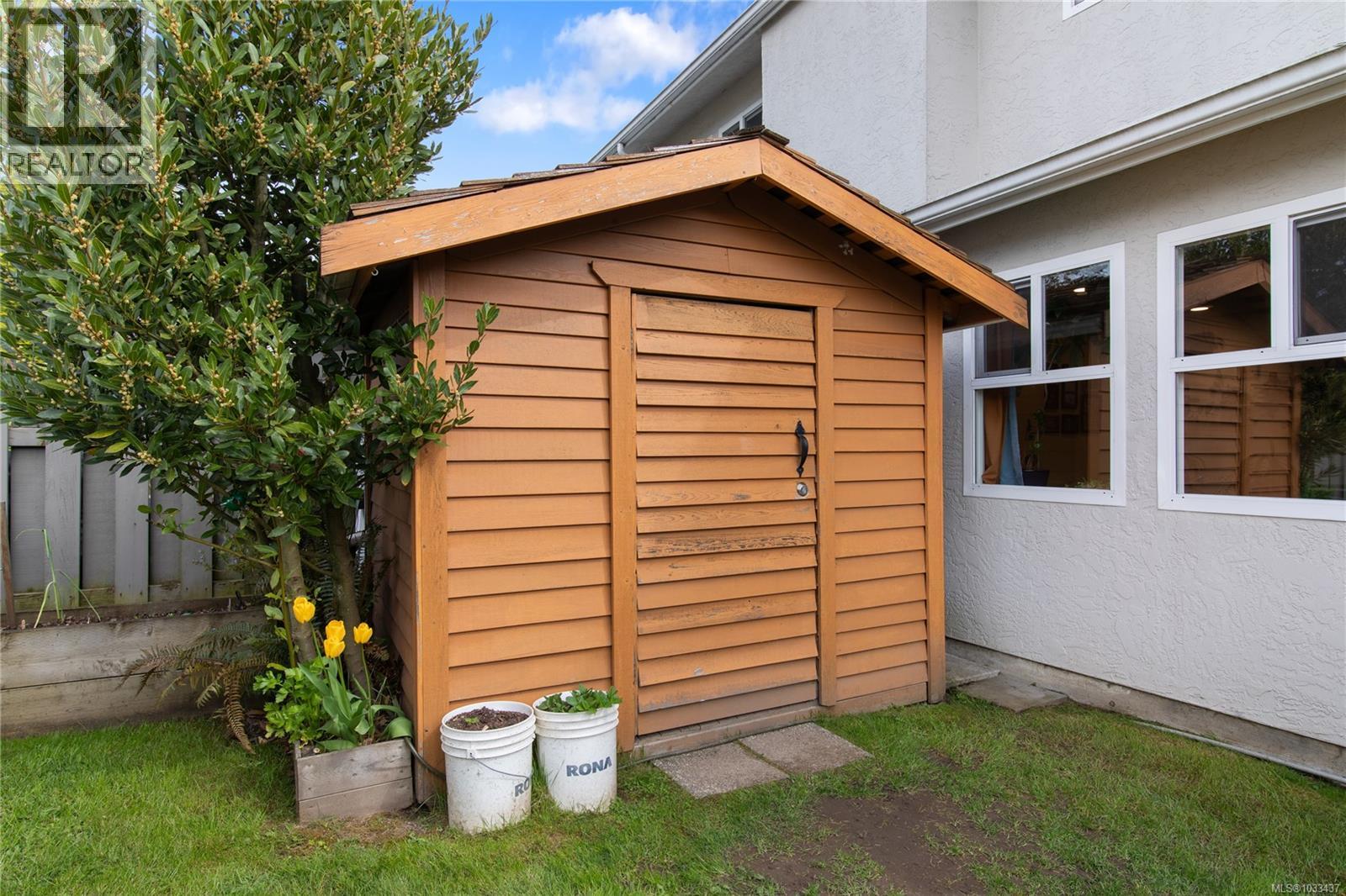 7 400 Culduthel Road, Saanich