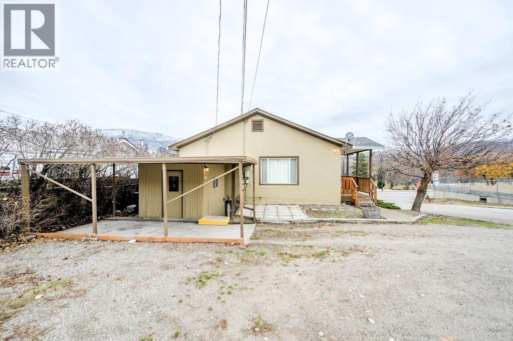  428 HILLCREST Avenue, Oliver