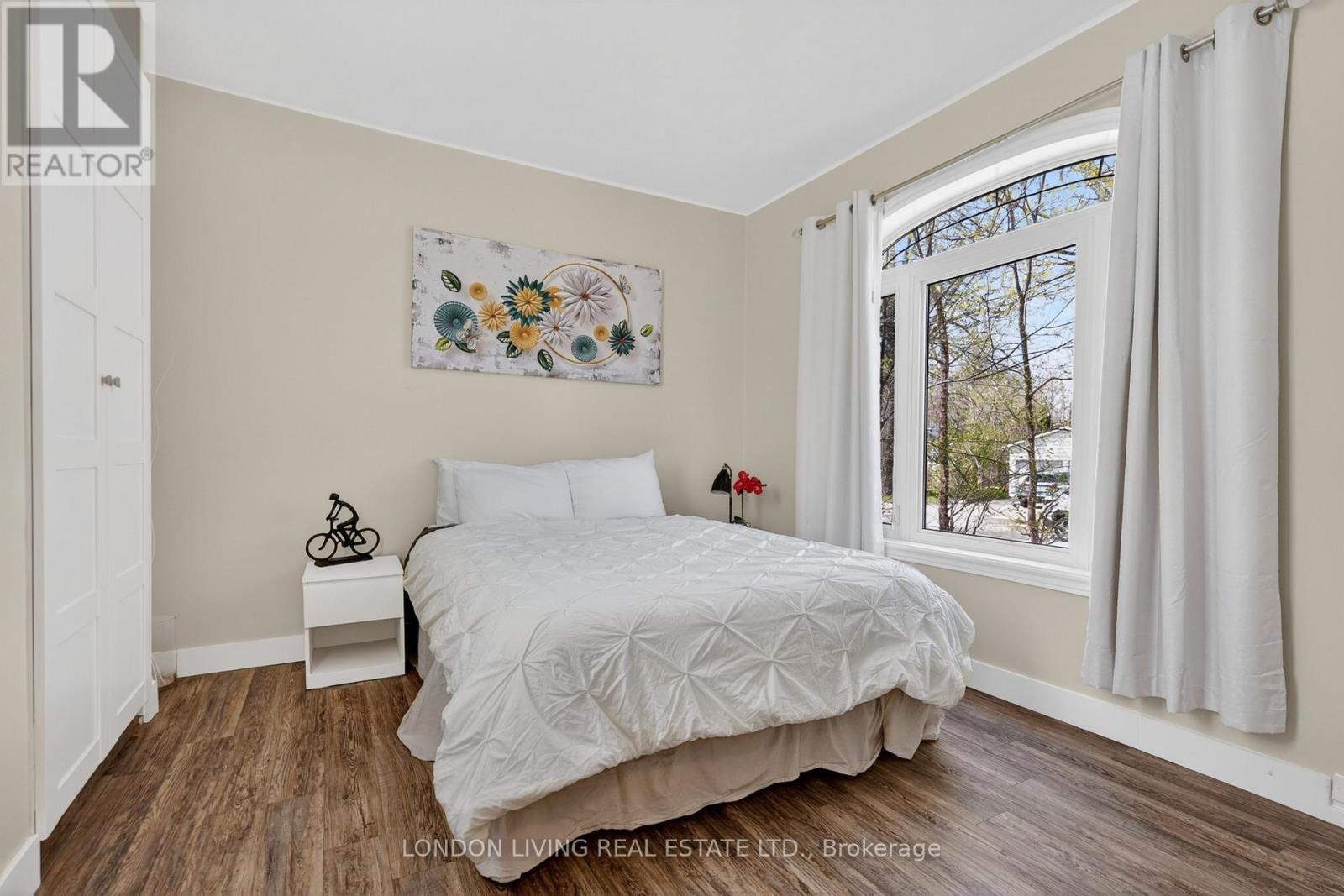 141 BRUCE STREET - 15