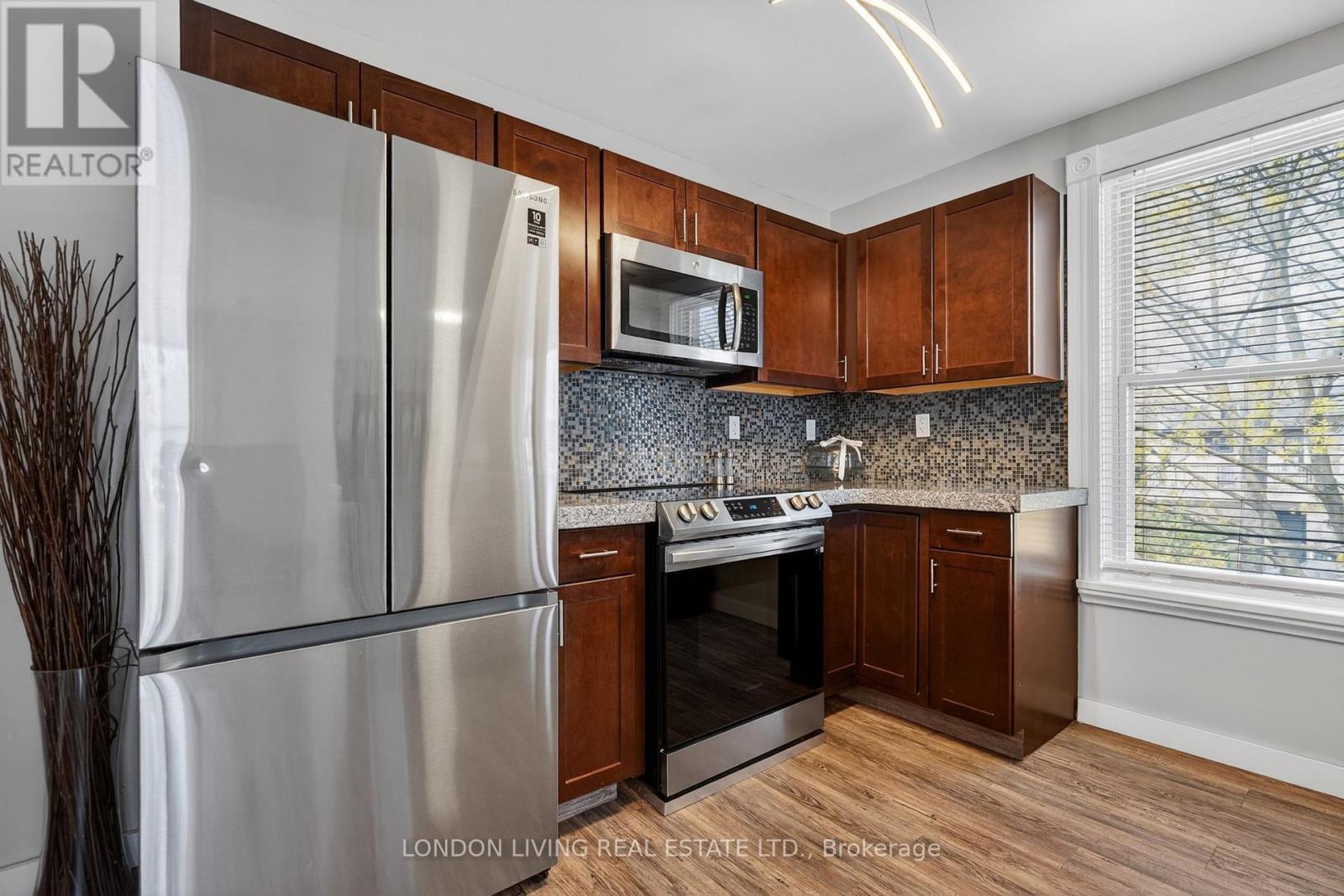 141 BRUCE STREET - 23