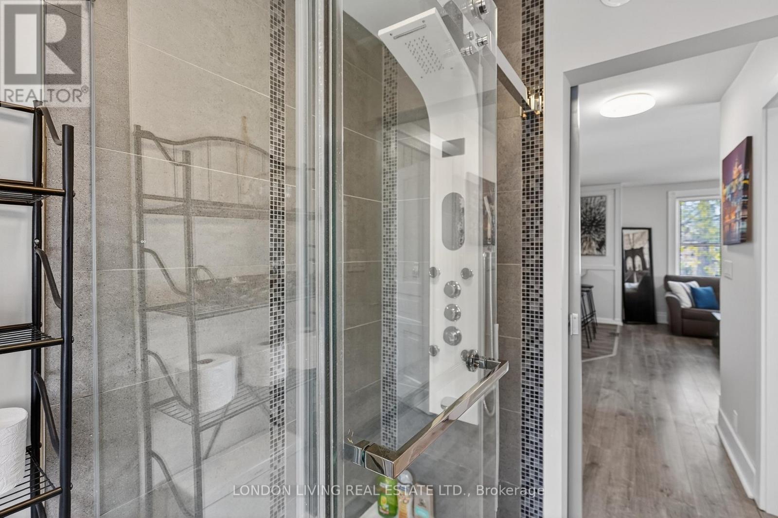 141 BRUCE STREET - 32
