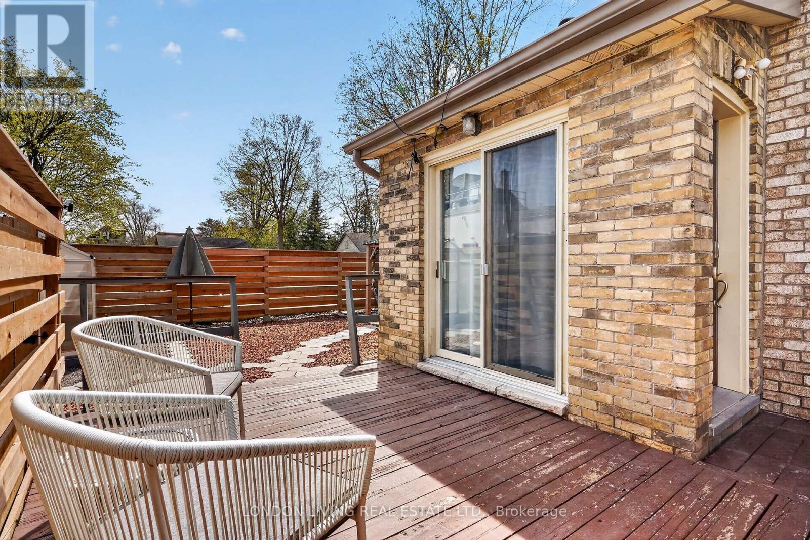 141 BRUCE STREET - 40