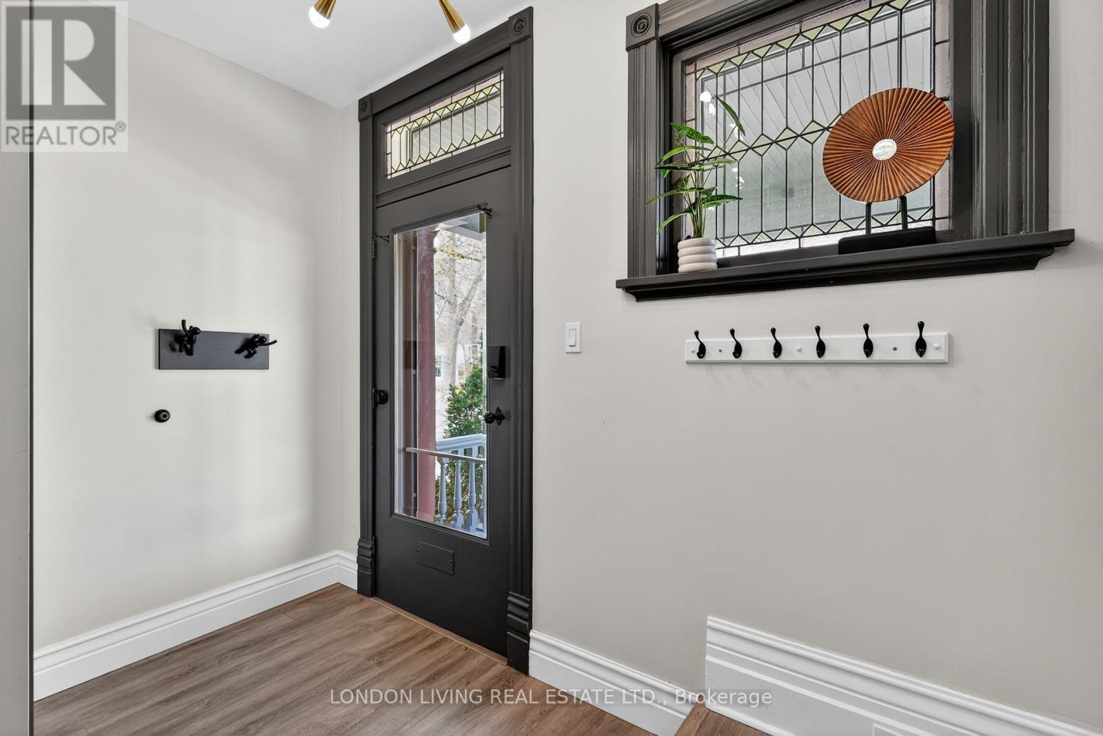 141 BRUCE STREET - 5