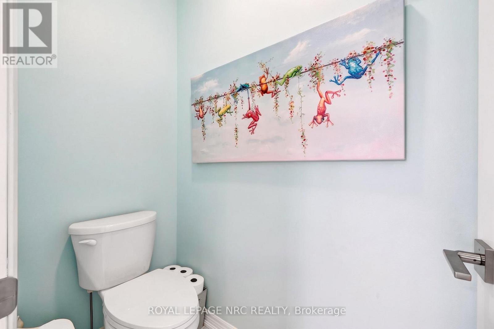 30 DRUMMOND CRESCENT - 24