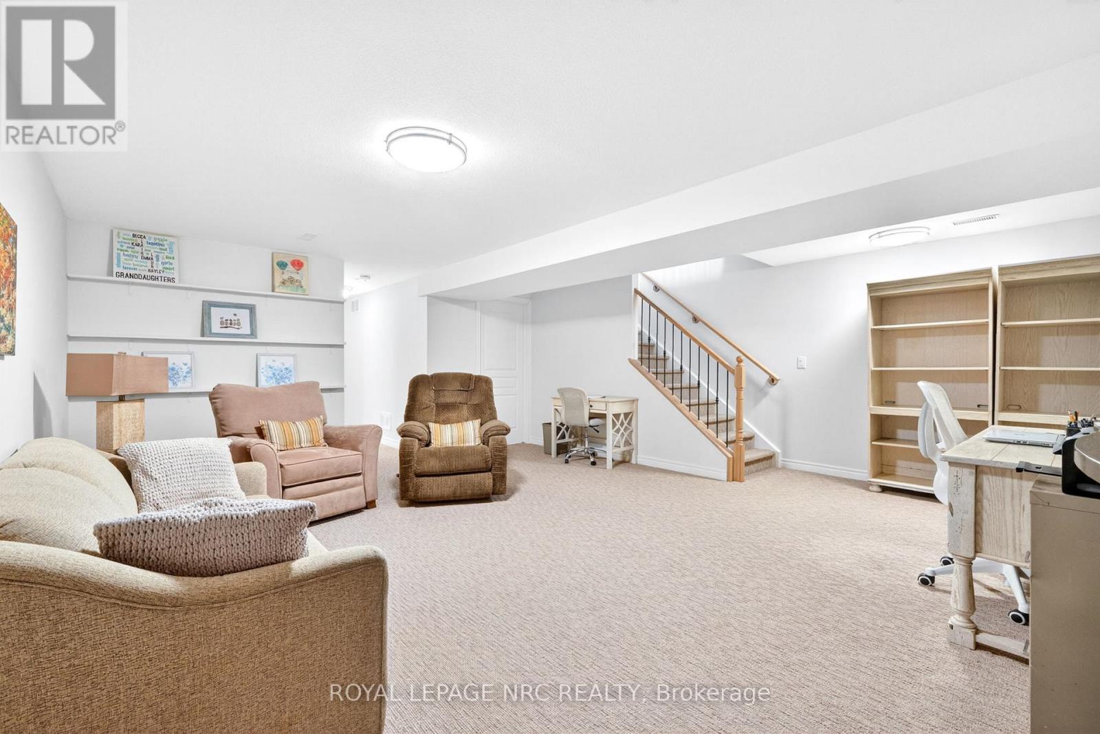 30 DRUMMOND CRESCENT - 29