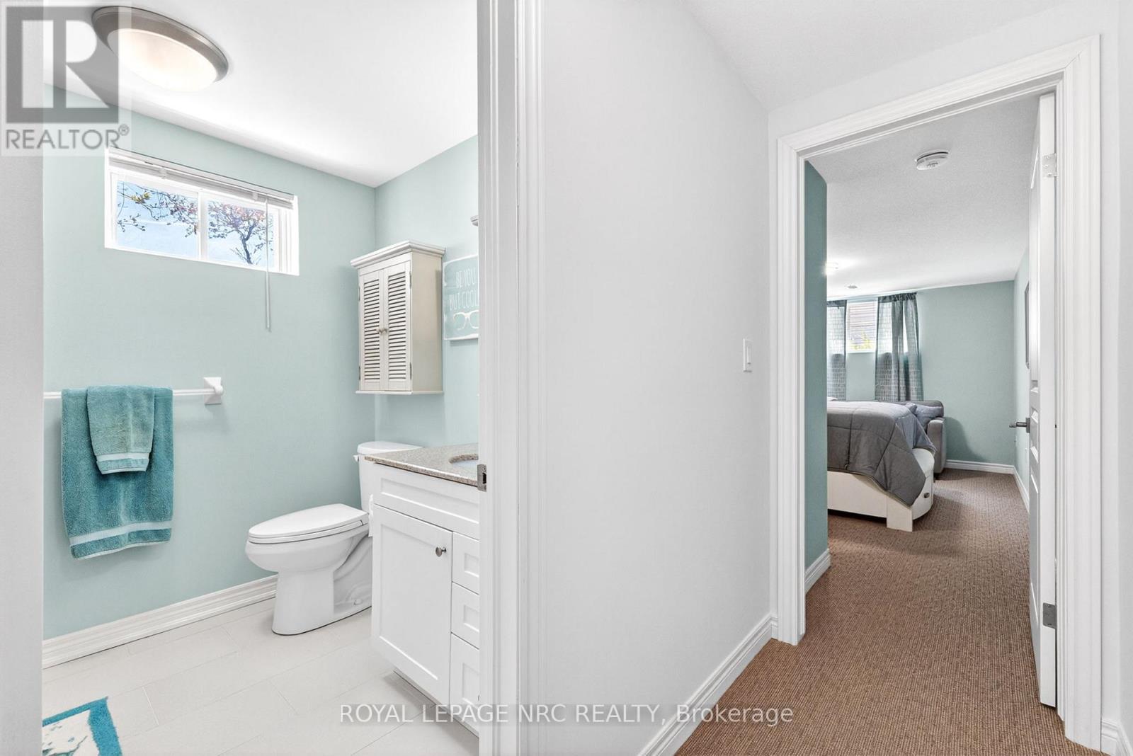 30 DRUMMOND CRESCENT - 31