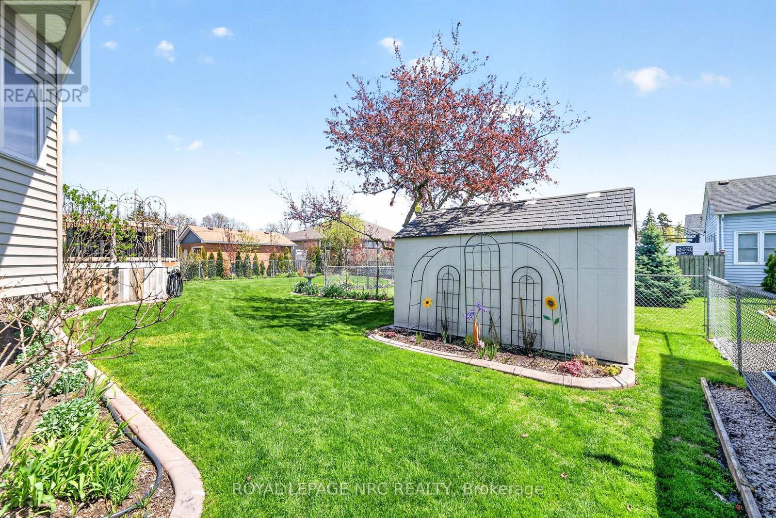 30 DRUMMOND CRESCENT - 38
