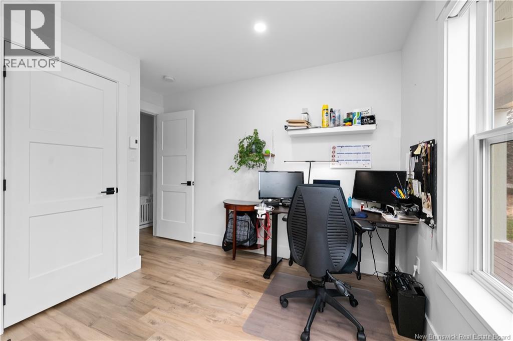 1 Heron Way - 20