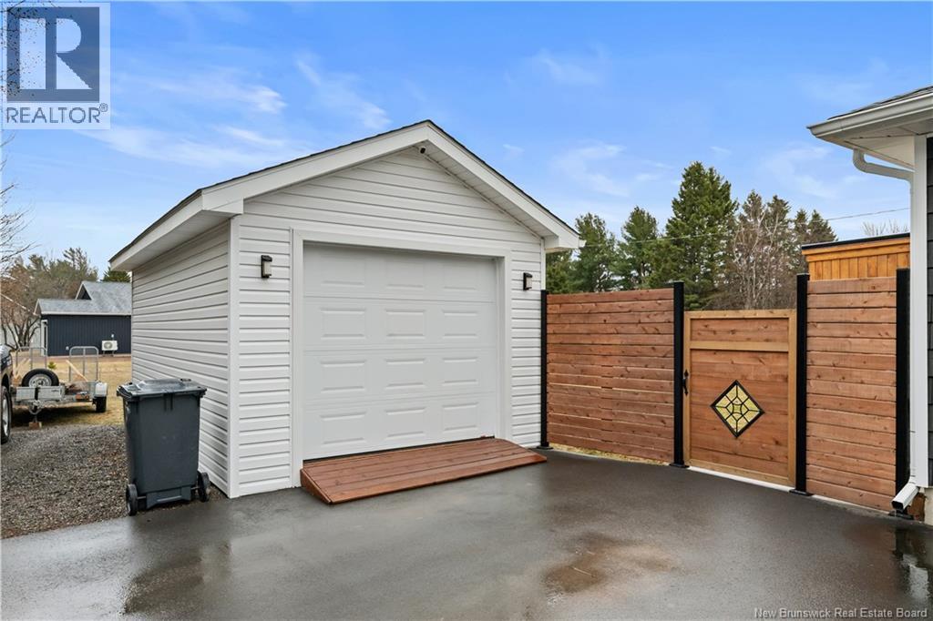 1 Heron Way - 35