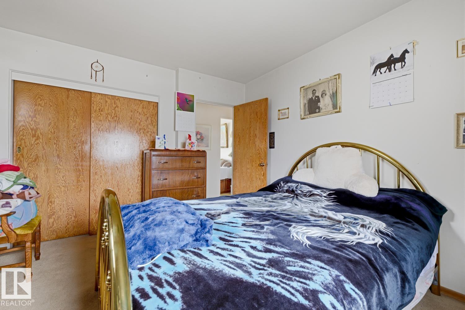 9745 68 AV NW, Edmonton