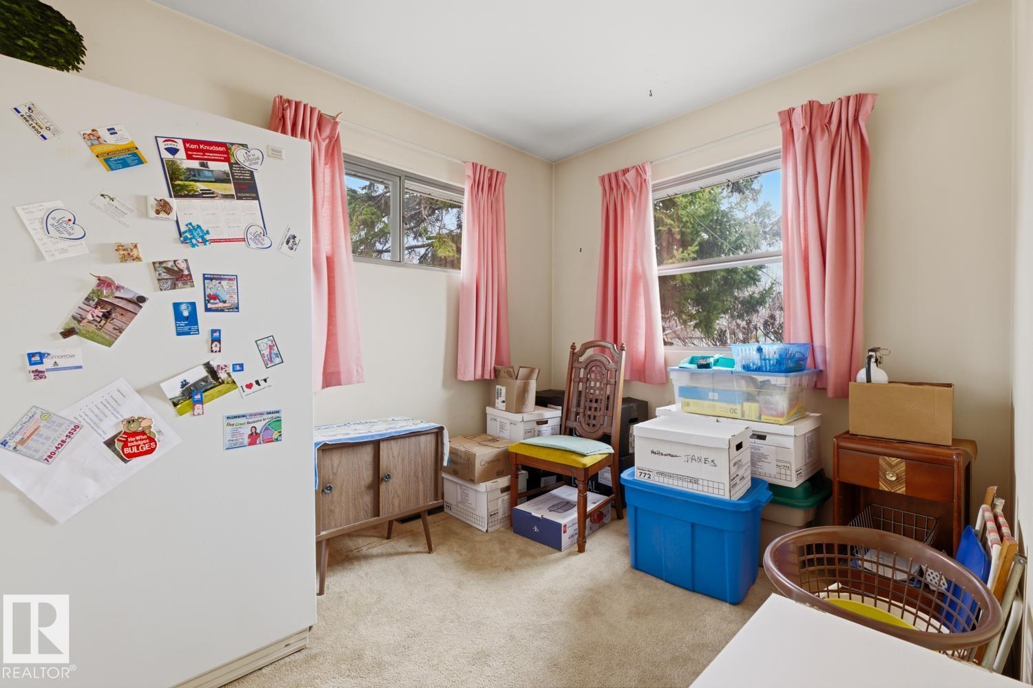 9745 68 AV NW, Edmonton