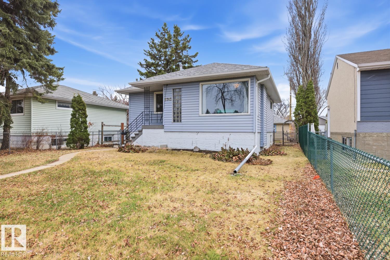 9745 68 AV NW, Edmonton