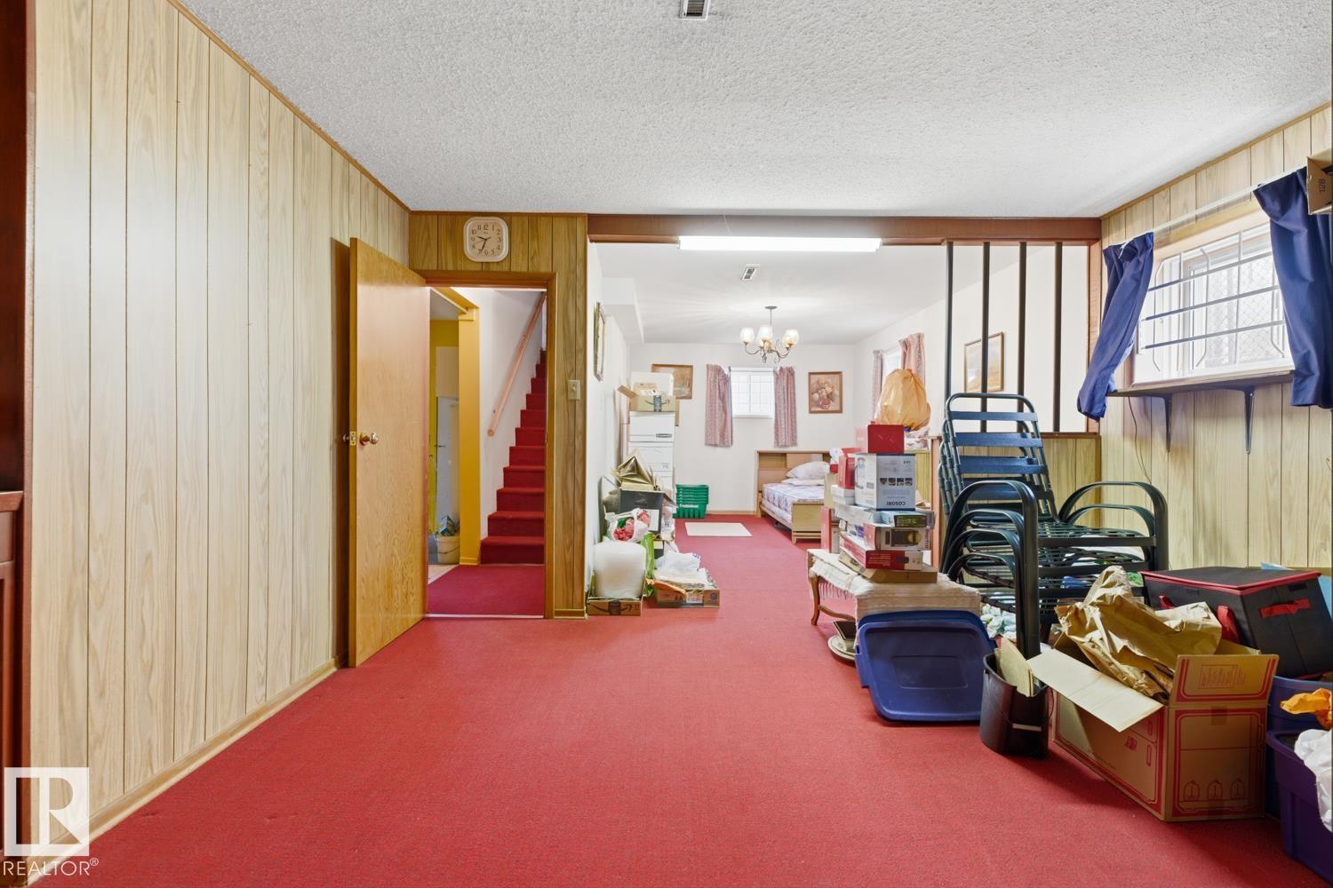 9745 68 AV NW, Edmonton