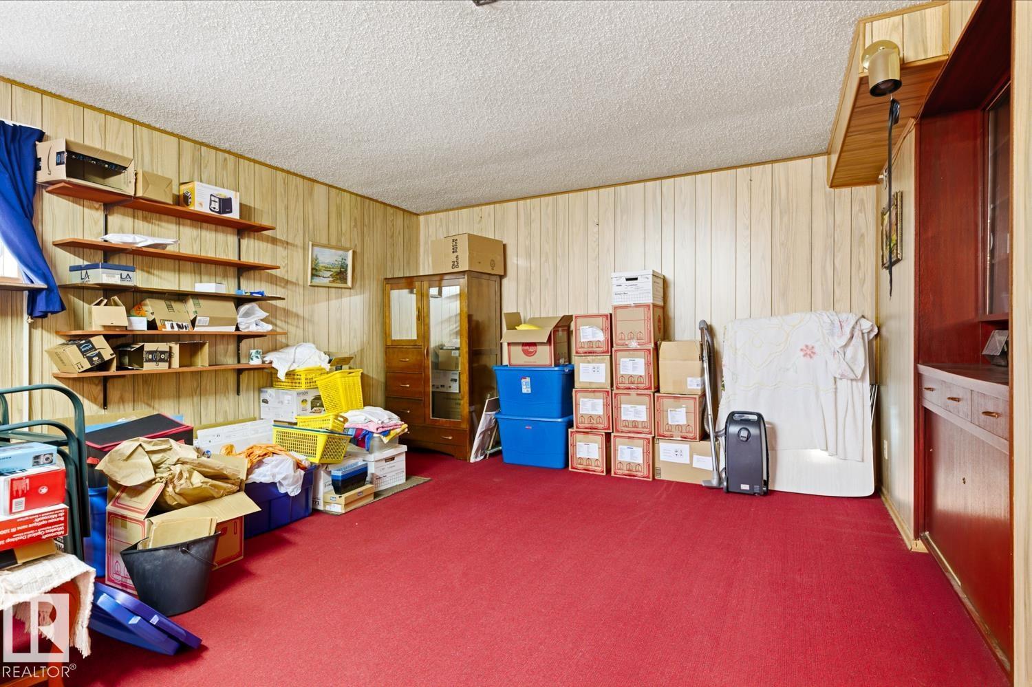 9745 68 AV NW, Edmonton