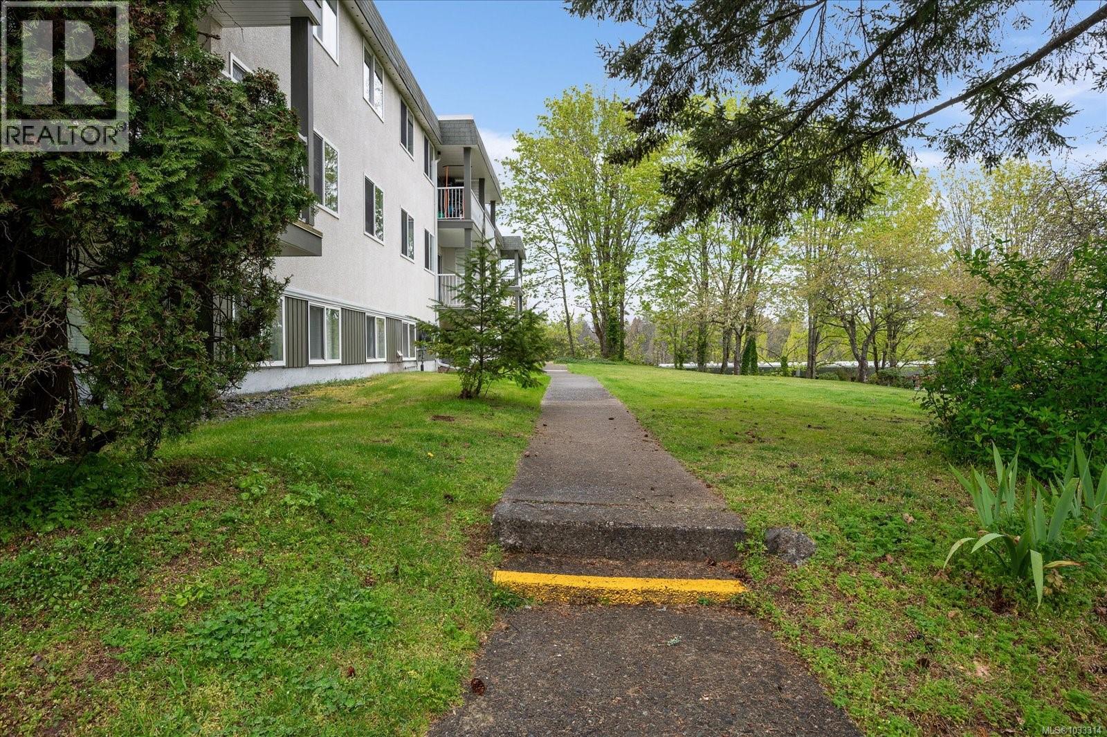 #4202 997 Bowen Rd - 25