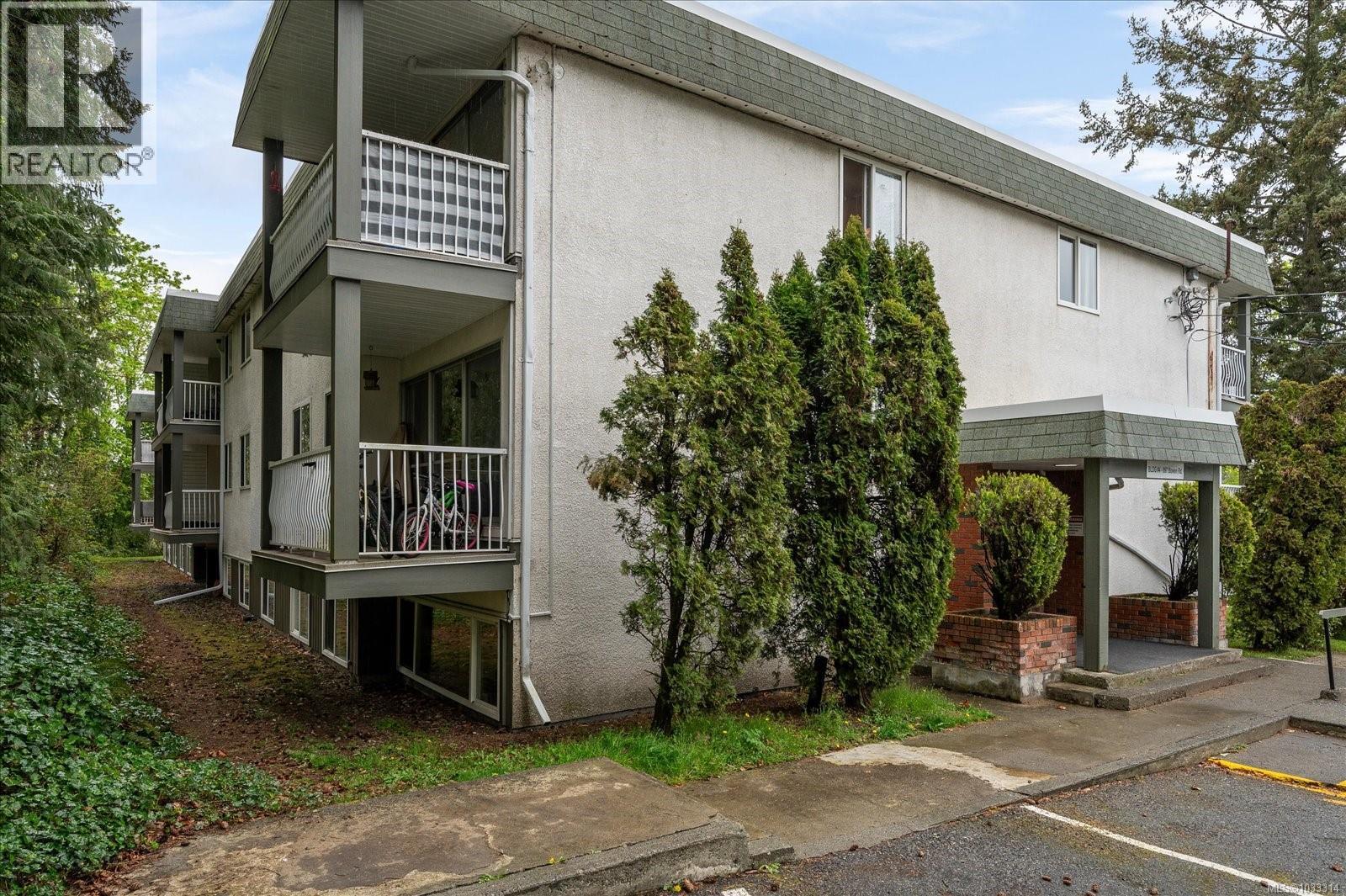 #4202 997 Bowen Rd - Image 3