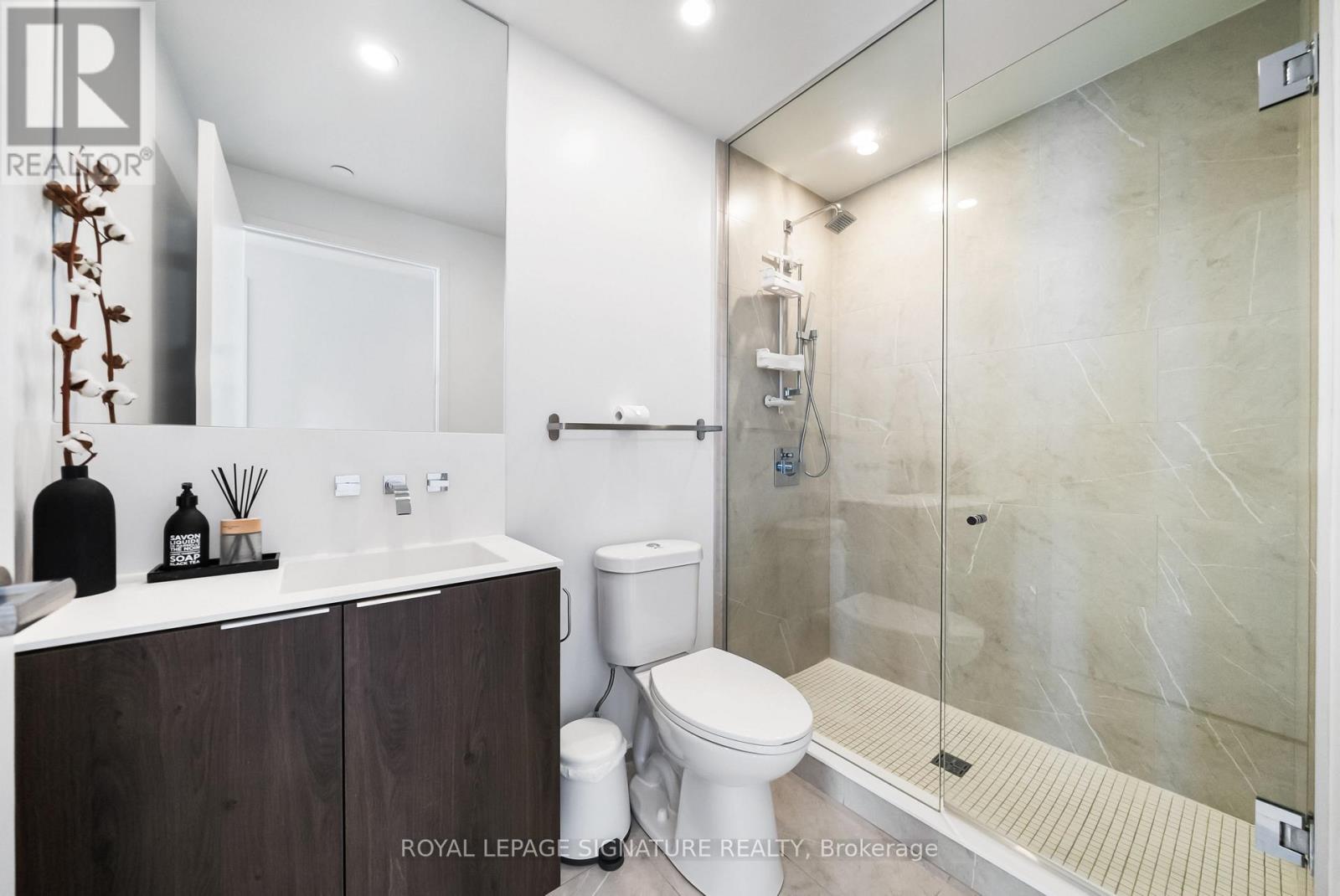 #4304 16 BONNYCASTLE STREET - 28