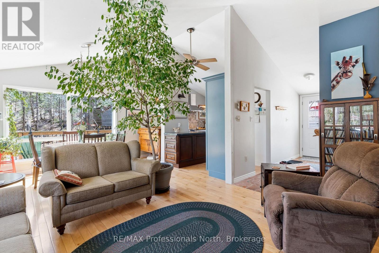 1048 ELK DRIVE - 28