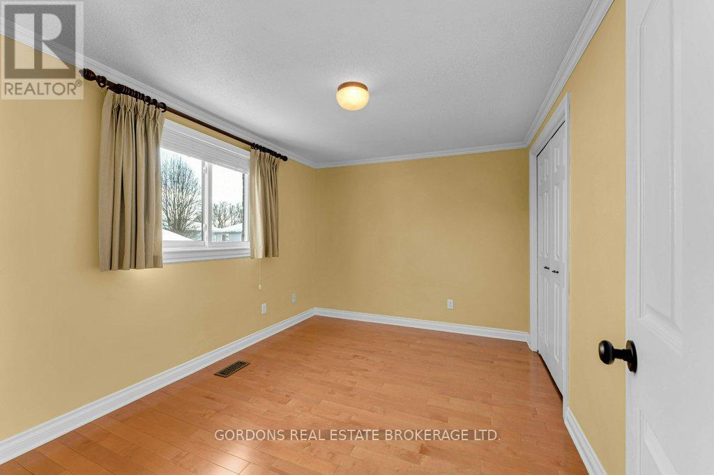1 BUCKINGHAM COURT — photo 27