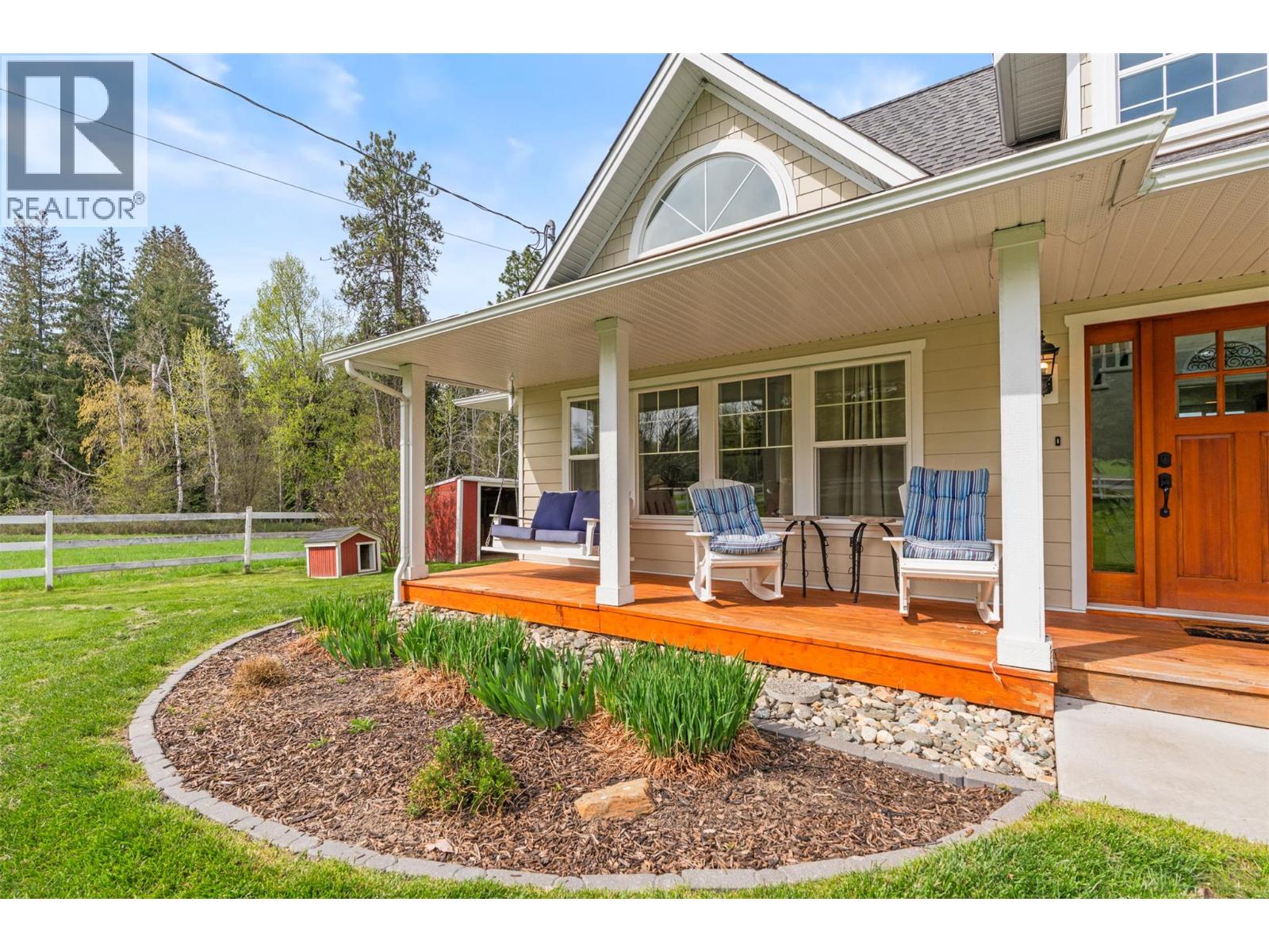  1375 Mountain View Road, Spallumcheen