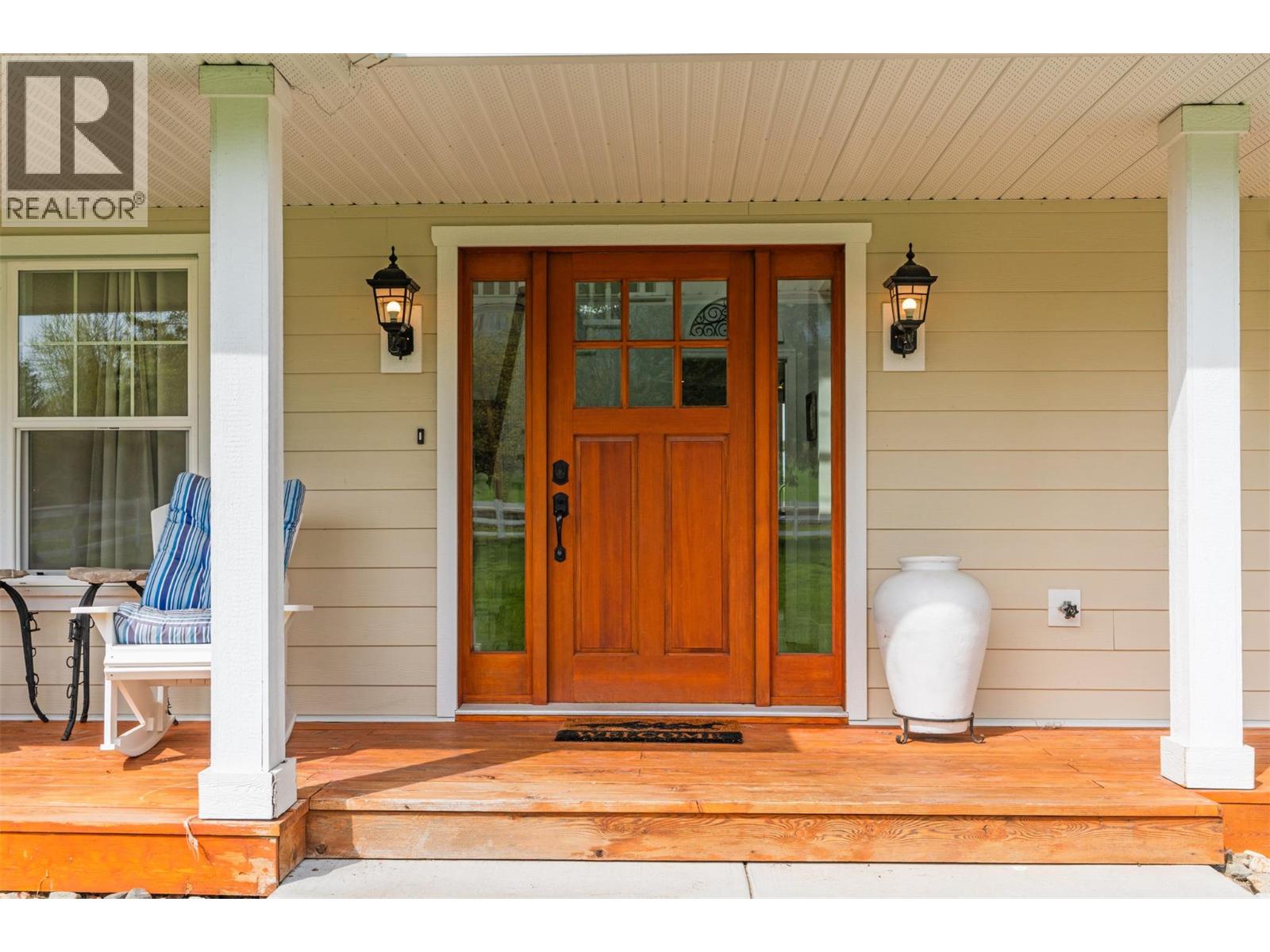  1375 Mountain View Road, Spallumcheen