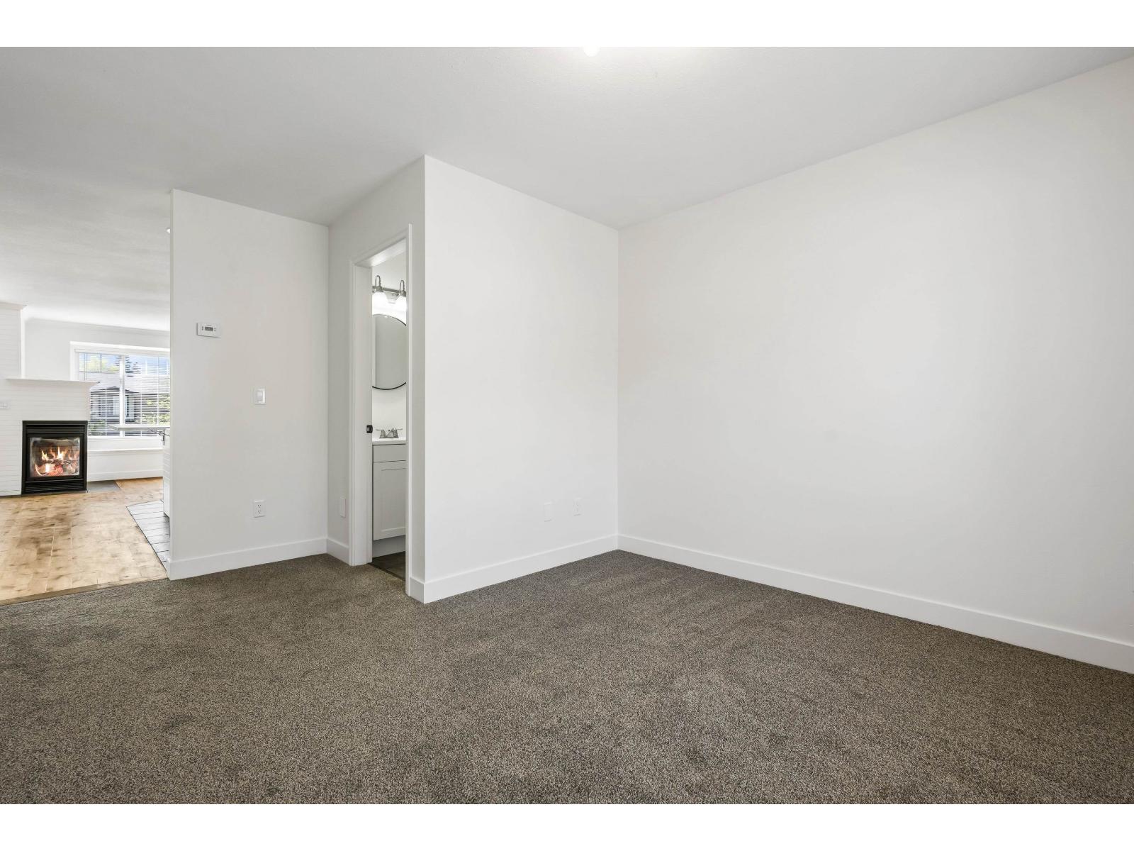 5 45550 SHAWNIGAN CRESCENT, Garrison Crossing, Chilliwack